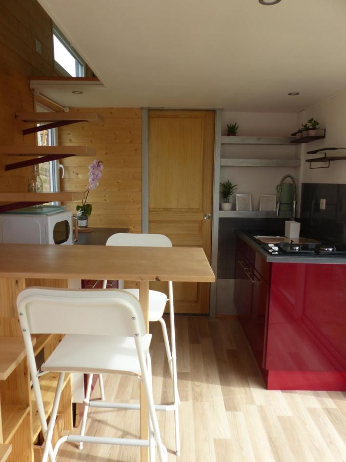 Mon Ptit Nid House Tiny House Lägenhet Panissieres Exteriör bild